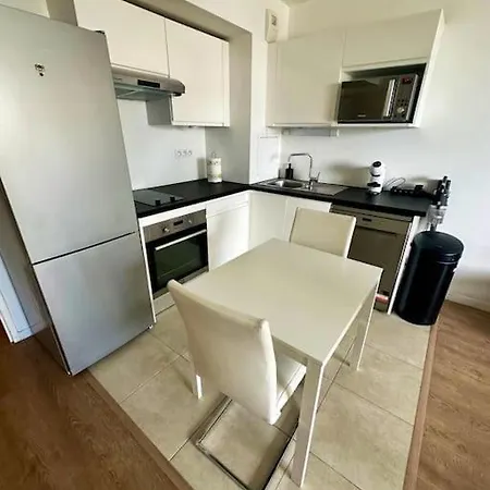 דירה Modern Flat 15 Mins From La Defense *